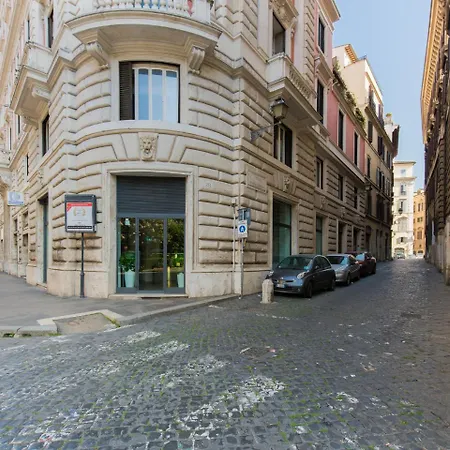 Roma Suites Navona-3
