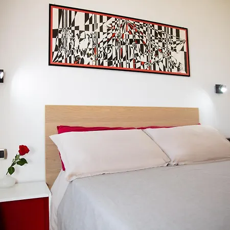 Room In Roma Isole-2