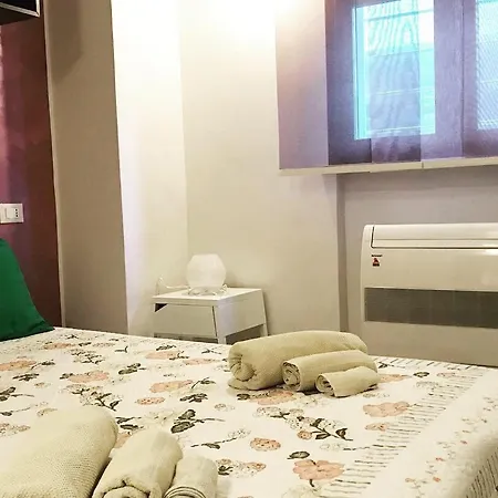 Rosemary Charming Rooms-3