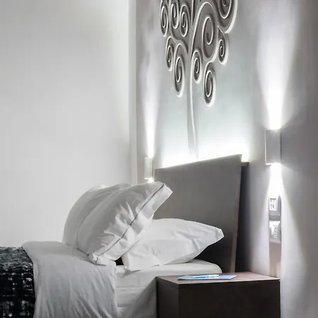 Dada Suite-2