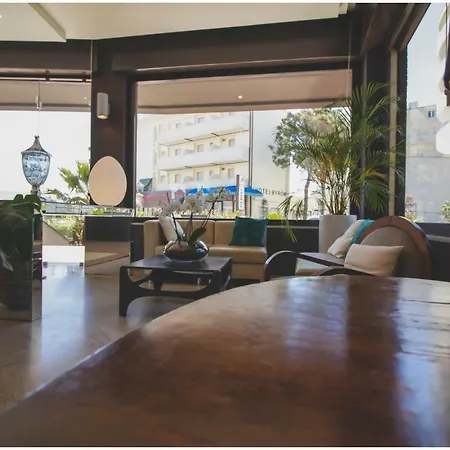 Hotel Caraibi - Breakfast Until 11-00&Dinner-Mirabilandia Partner-3
