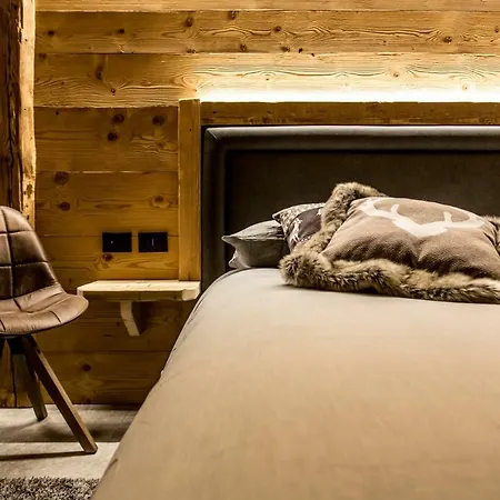 Alpine Rooms Guesthouse-2