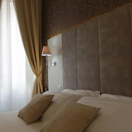 Elenoire Rooms & Suite-3