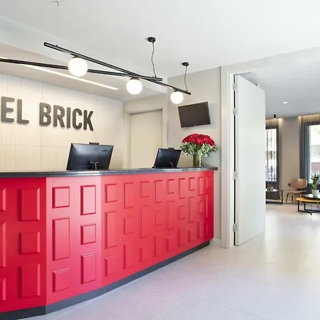 Hotel Brick Barcelona-3