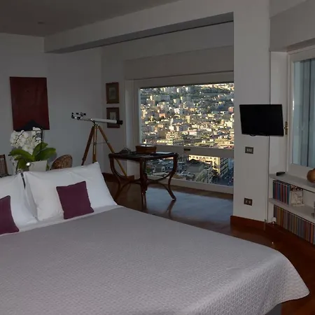 Suite 52-2