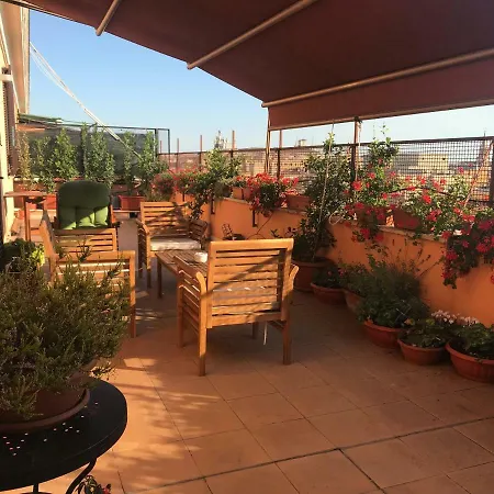 La Terrazza di Evelina Guest House-3