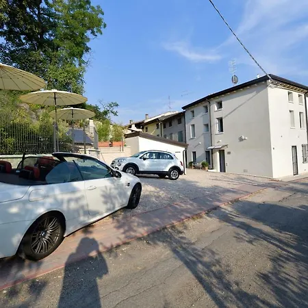 Spagnoi Rooms-2