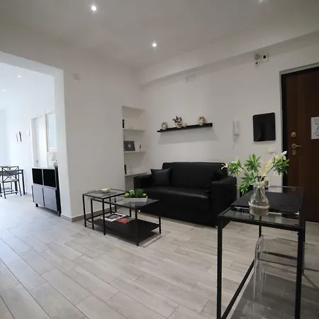 Cavour37 Rooms-2