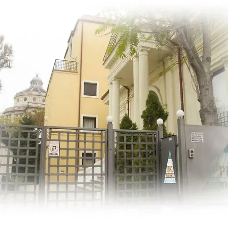Prince Residence Apartments-2