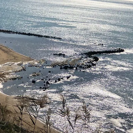A due passi dal mare-3