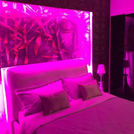 Luxury Suite-2