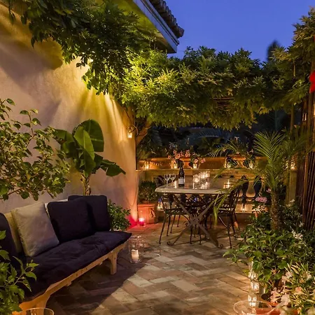 Episcopo Lipinsky Luxury Suites-3