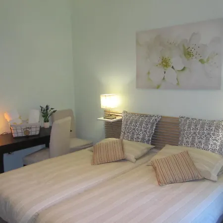B&B Il Giardino In Città - Parcheggio Privato Gratuito-2