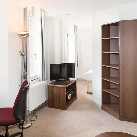 Goodenough College - University Residence-2