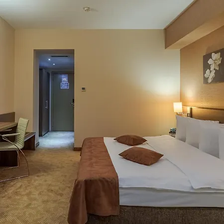 Rin Grand Hotel-2