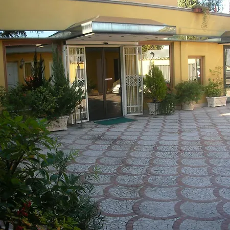 Hotel Quadrifoglio Roma Eur-2