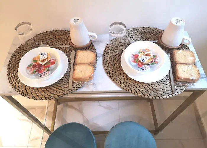 Bed and Breakfast Domus Leone Tre Napoli