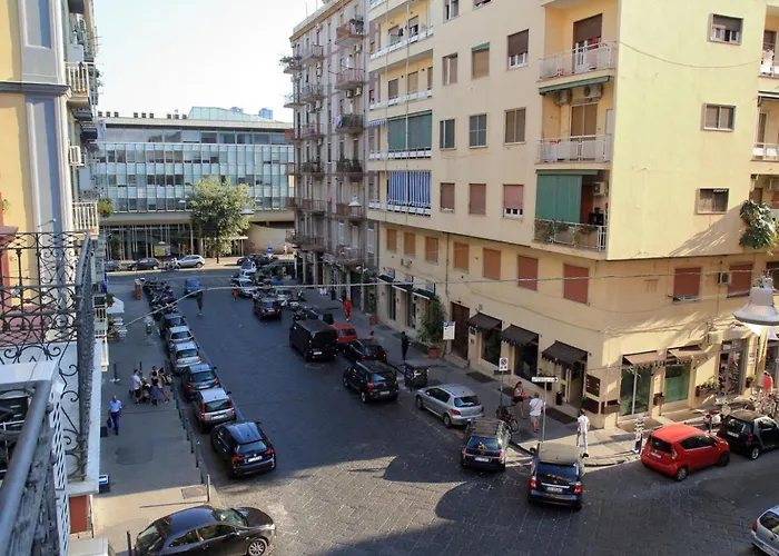 B&B Mitilini Central Station Napoli