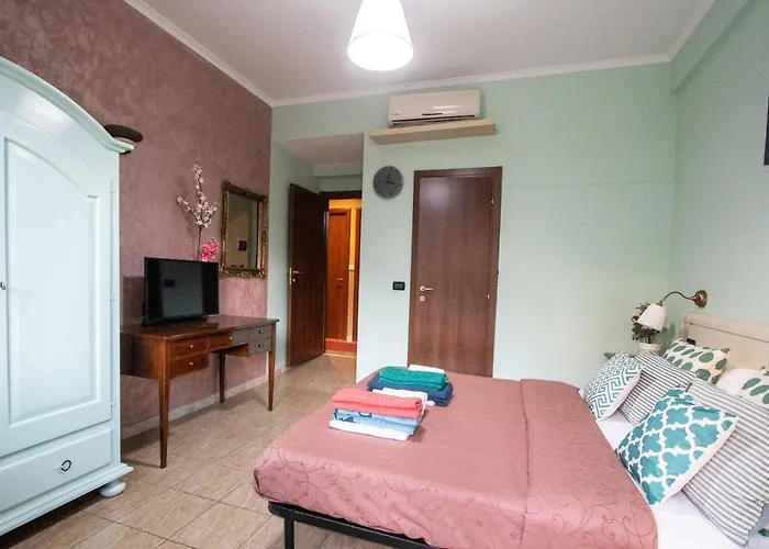 B&B Colorful Suite Yard Roma