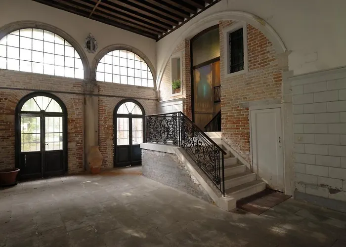 Canal Riva De Biasio Venezia