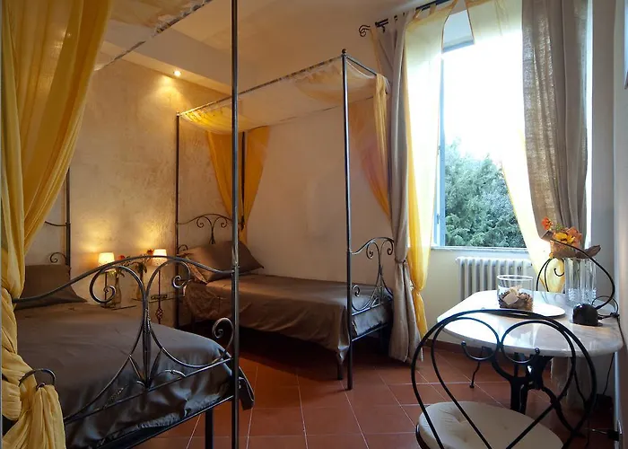 Bed and Breakfast Light Of Roma