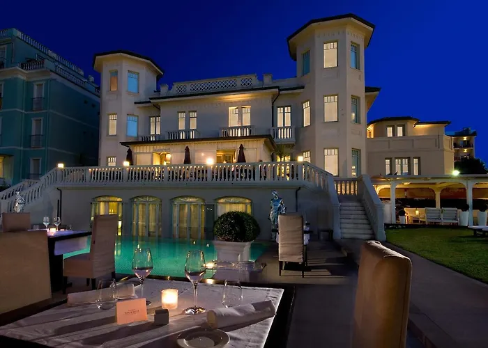 Hotel Carducci 76 Cattolica