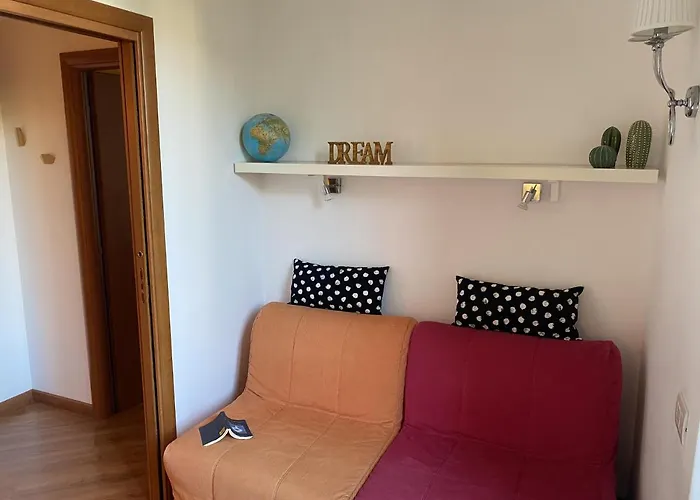 Luna Rossa Roma Guest House