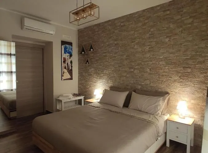 Tizzy Apartment&Rooms Bari