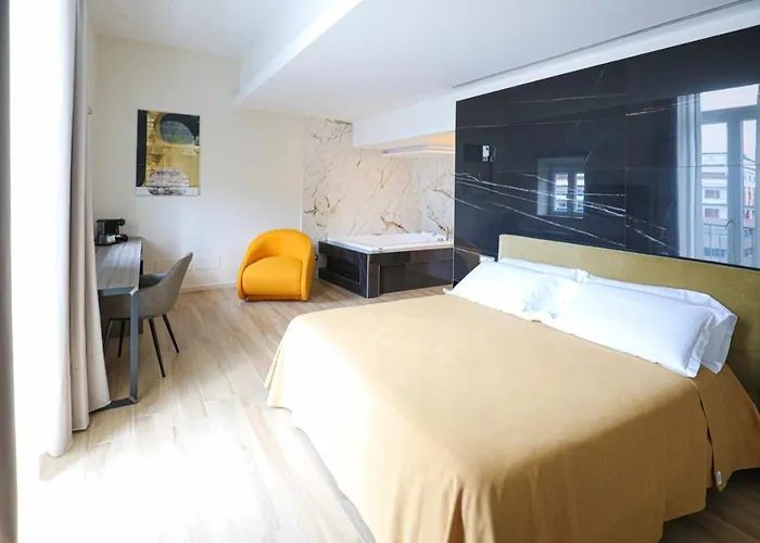 Municipio Luxury Suite Napoli
