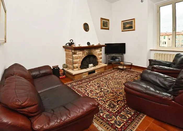 Borgo 98 Guest House Matrimoniale con bagno privato esterno Livorno