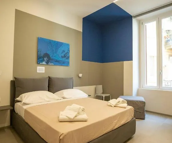 Aparthotel Napoli è....... By Dimorra