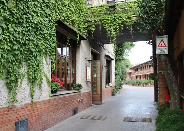 Hotel La Locanda Del Borgo Roma