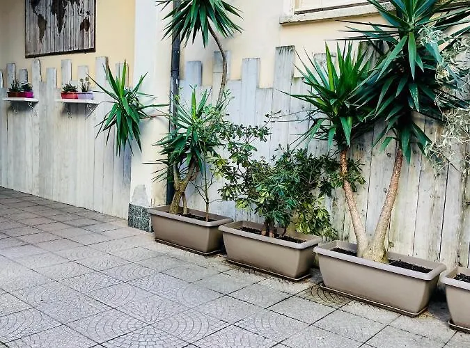 Hotel Via Padova 165 Milano