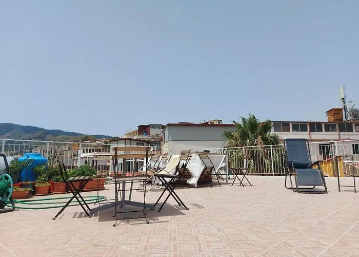 Bed and Breakfast House Costa Messina