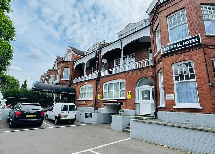 National Hotel Londra