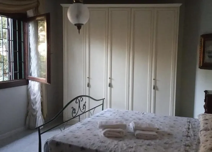 Bed and Breakfast Domus Garden Olbia