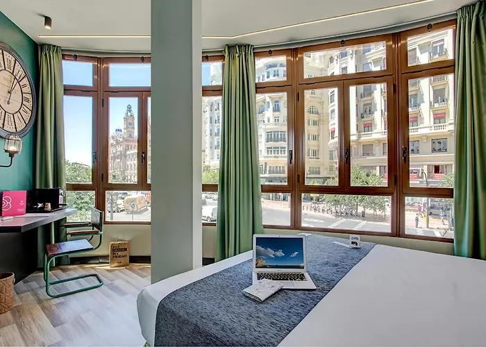 Hotel Casual Vintage Valenza