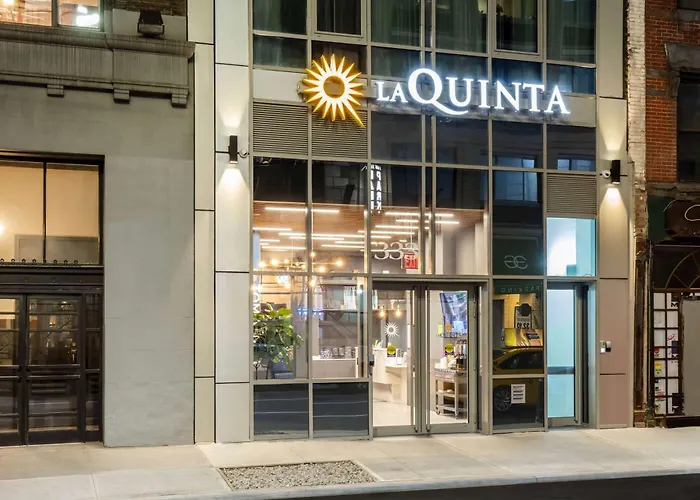 Hotel La Quinta By Wyndham Time Square South New York