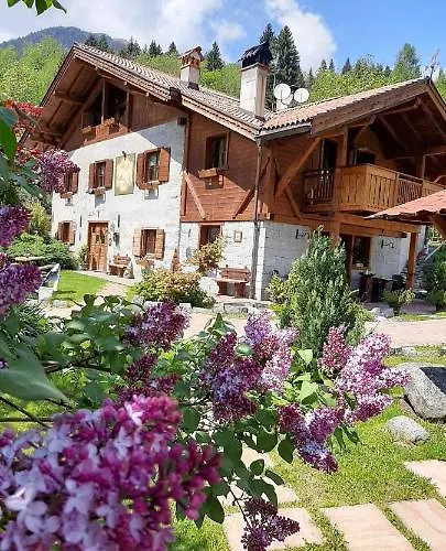 Bed and Breakfast Maso Pin Madonna