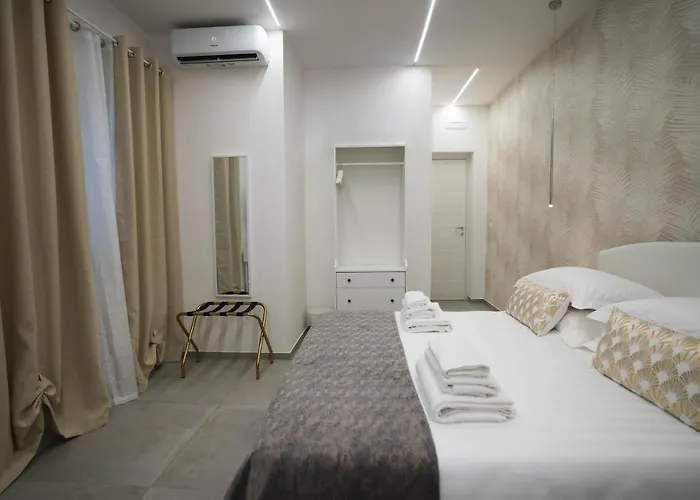 Arco Alto Rooms Bari