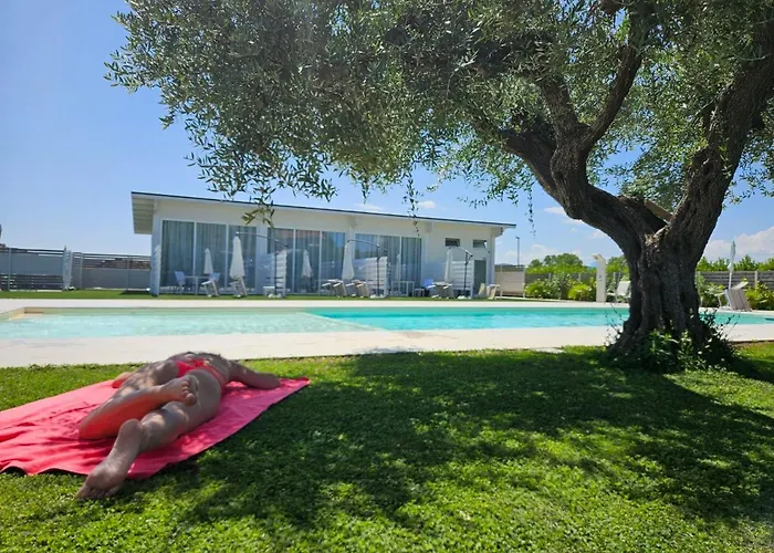 Pool Suite - Città Bianca Pescara