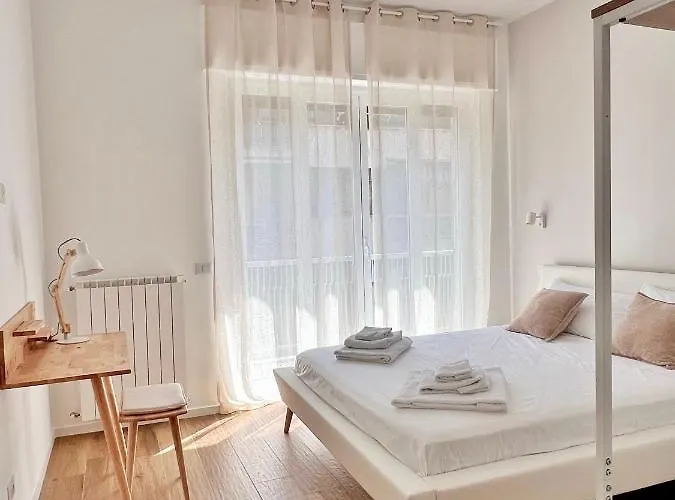 Finella Charming Rooms Bari