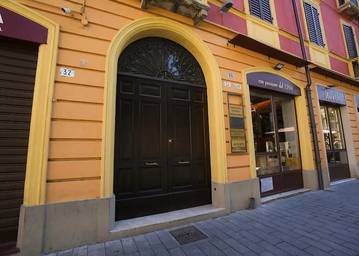 Mazzini'S Rooms Modena