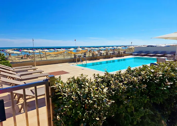You & Me Beach Hotel Rimini