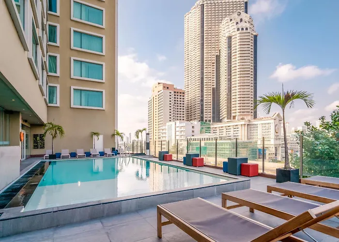 Hilton Garden Inn Bangkok Silom