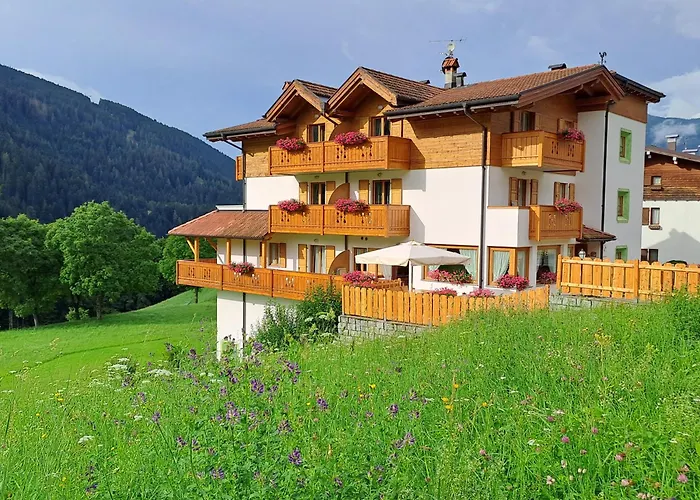 Hotel Garnì La Soldanella Madonna