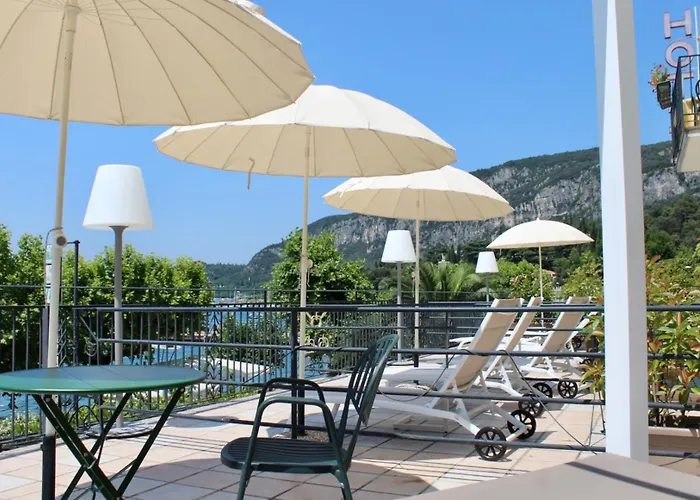 Hotel Tre Corone Garda 