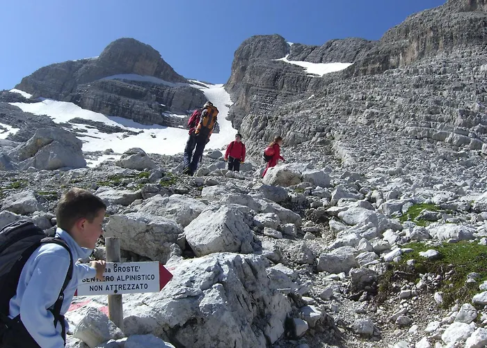 Hotel Garnì La Soldanella Madonna