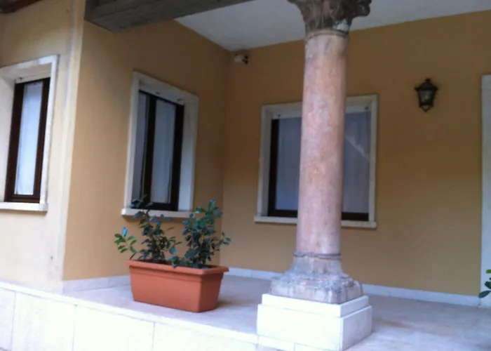 Romeo Design Rooms Verona