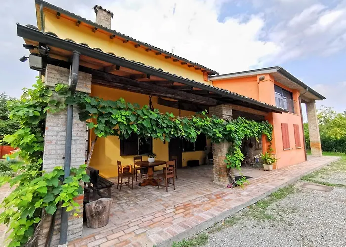 Bed and Breakfast R&B Albero Cavo Parma